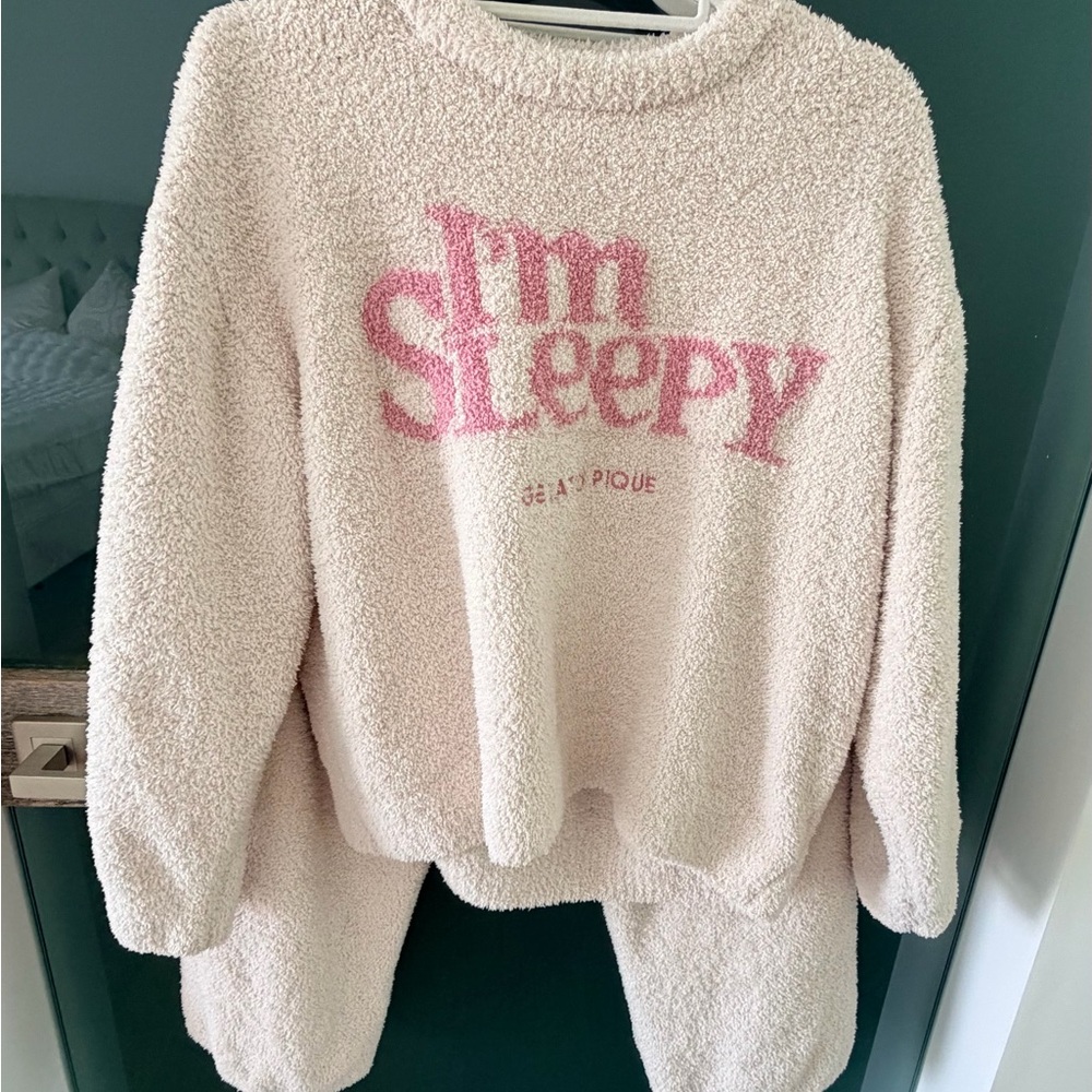 Women Cream Pajamas Set - Cozy Sleepwear - Picture 8 of 9